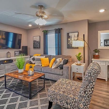 Cozy Haven Attached To Million Home - South Tampa Luaran gambar