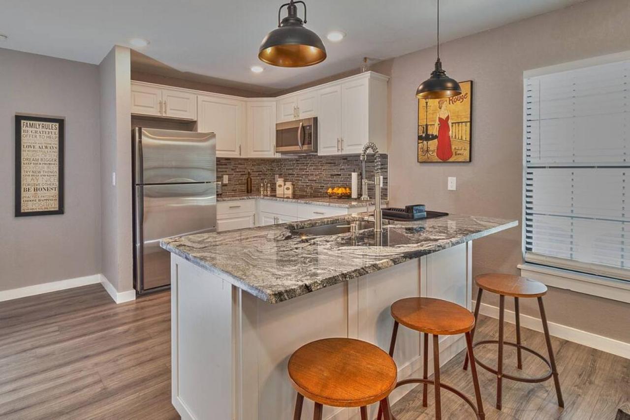 Cozy Haven Attached To Million Home - South Tampa Luaran gambar