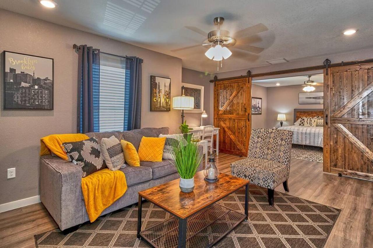 Cozy Haven Attached To Million Home - South Tampa Luaran gambar