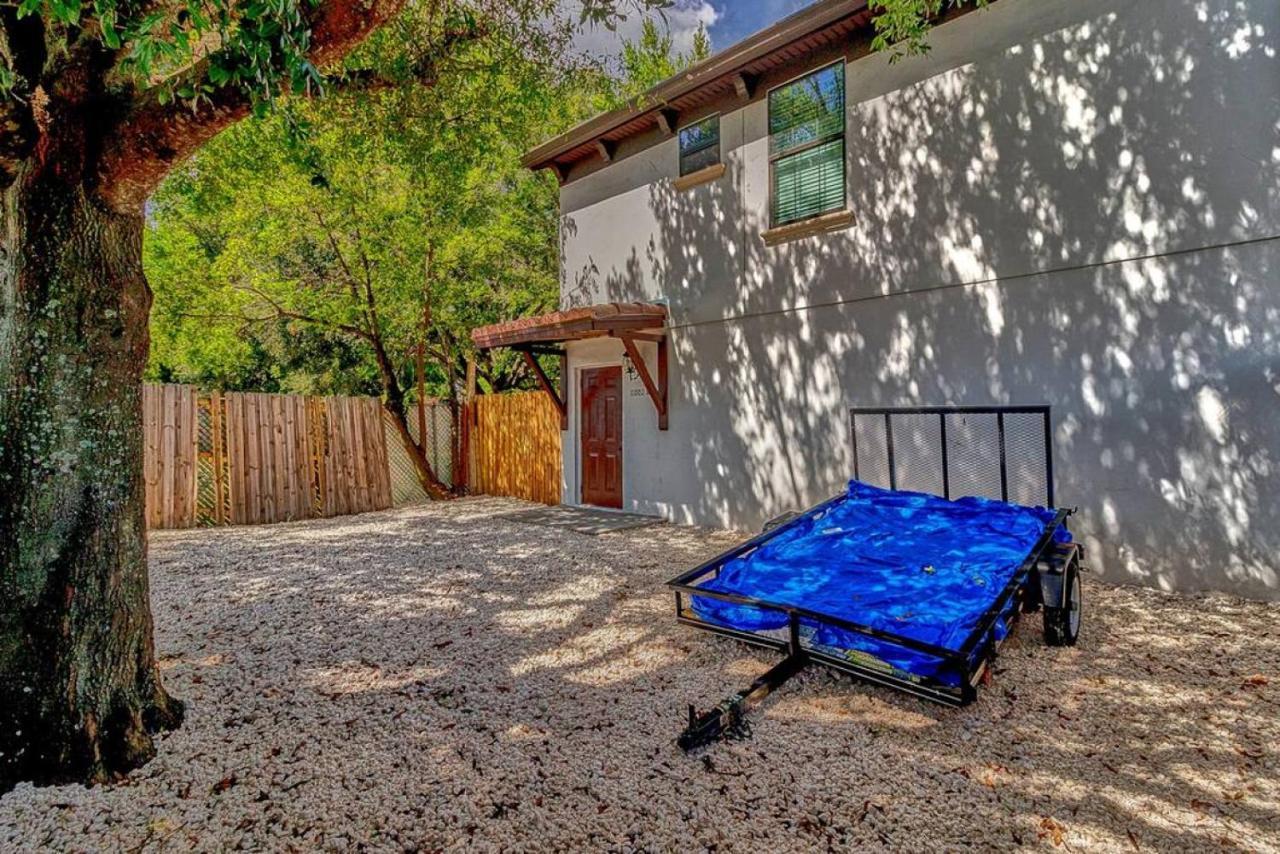 Cozy Haven Attached To Million Home - South Tampa Luaran gambar
