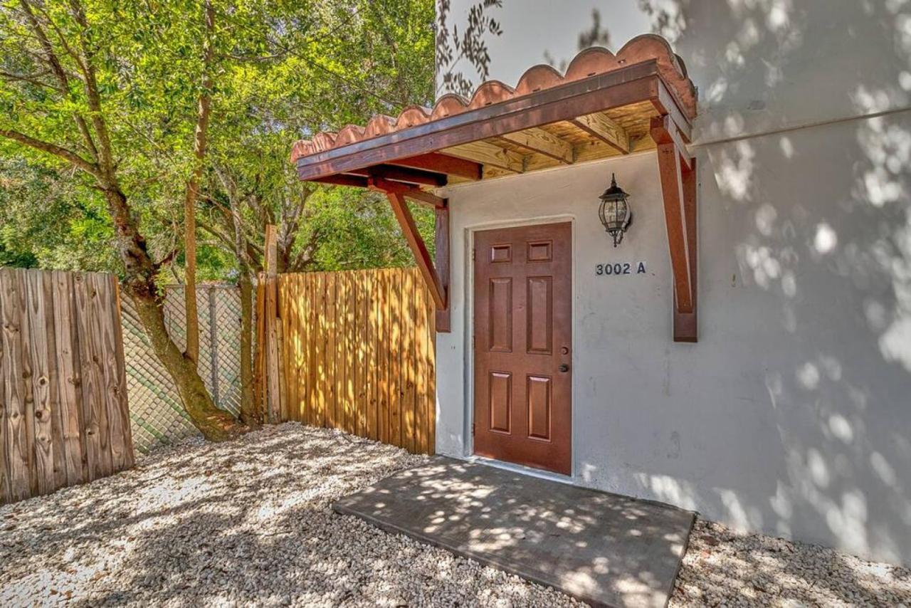 Cozy Haven Attached To Million Home - South Tampa Luaran gambar