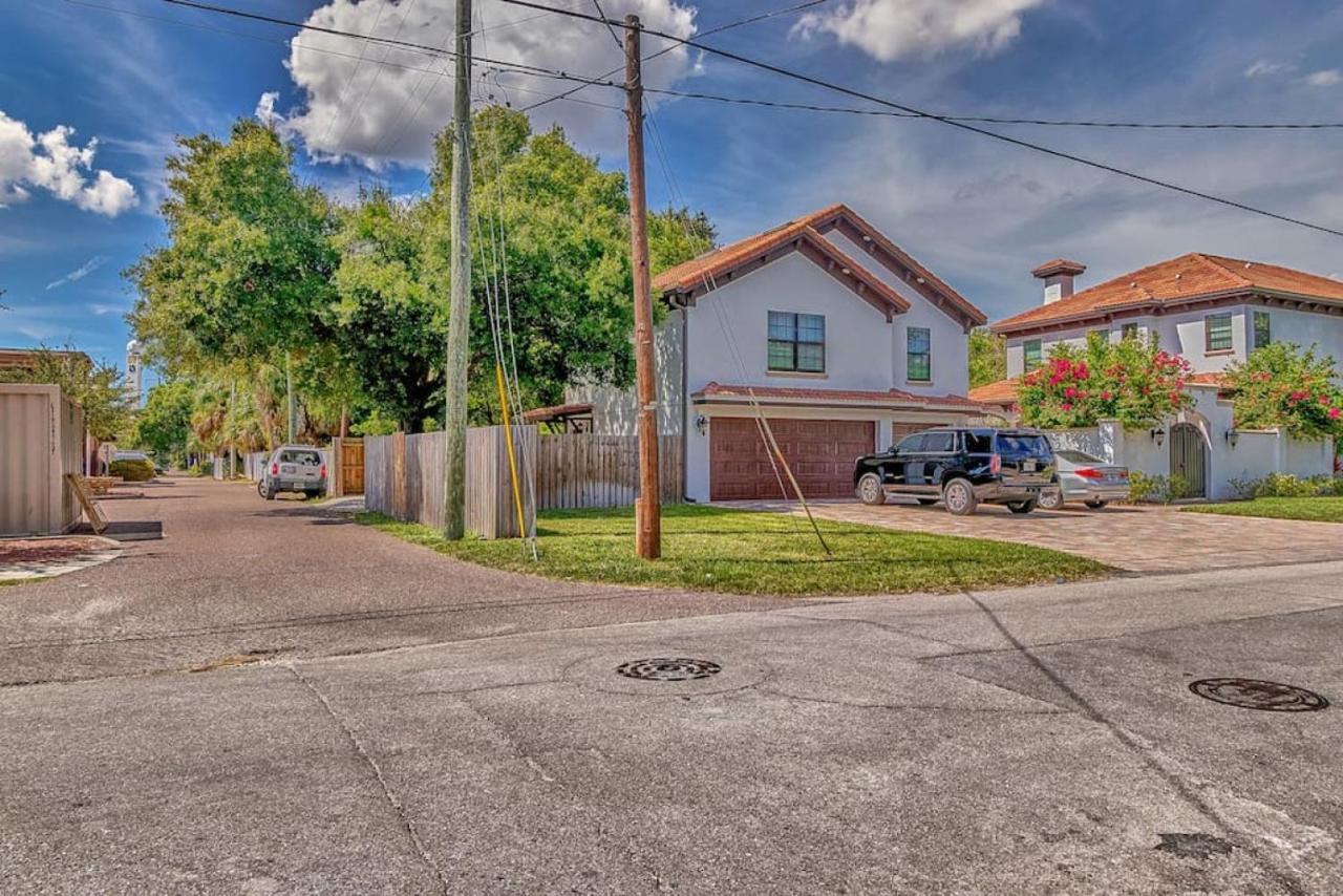 Cozy Haven Attached To Million Home - South Tampa Luaran gambar